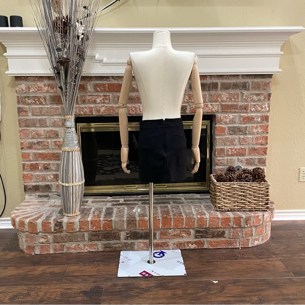 Express solid black miniskirt / 10 / Excellent condition - Picture 10 of 13